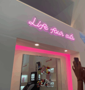 Life4Cuts